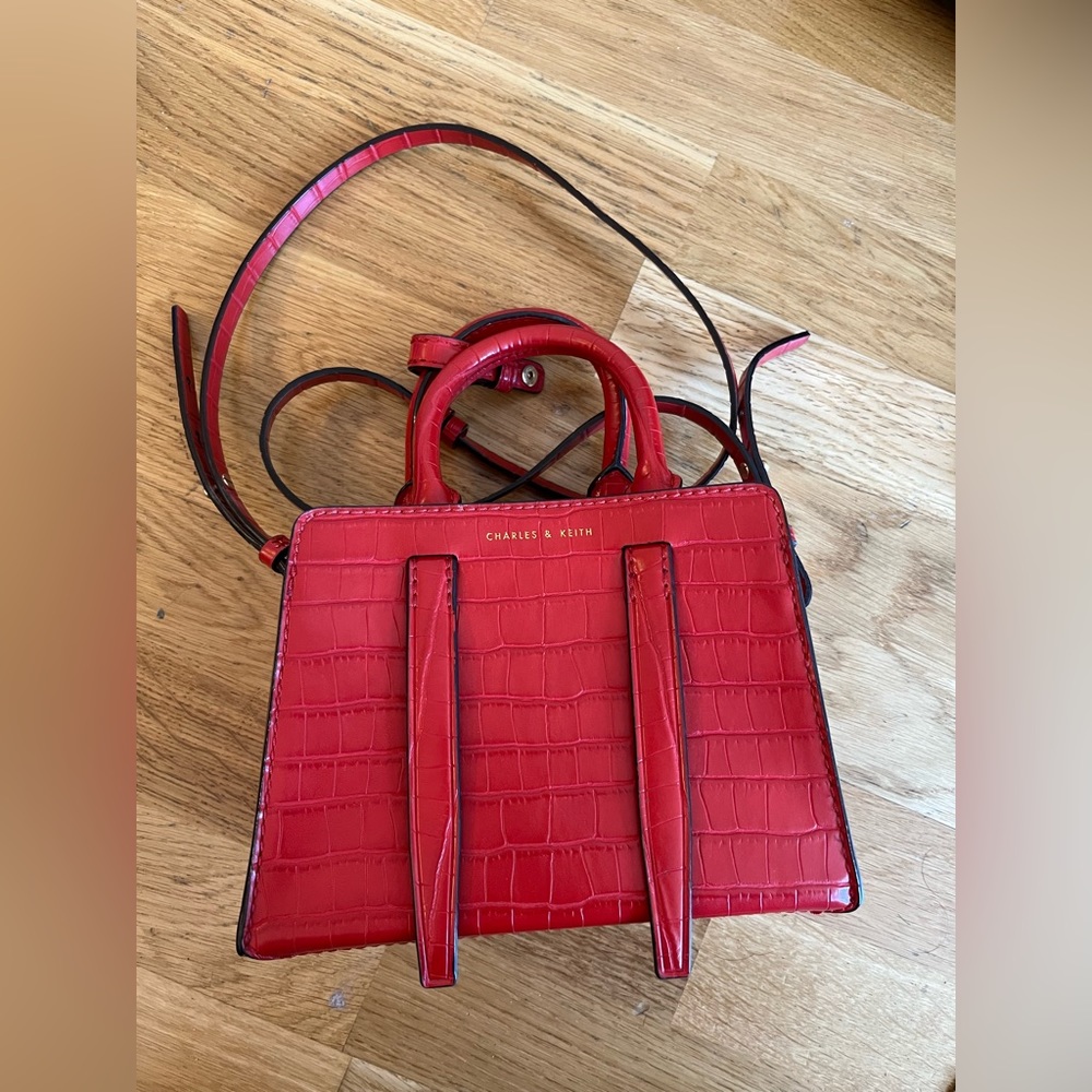 Handbag collection - Picture 3 of 8